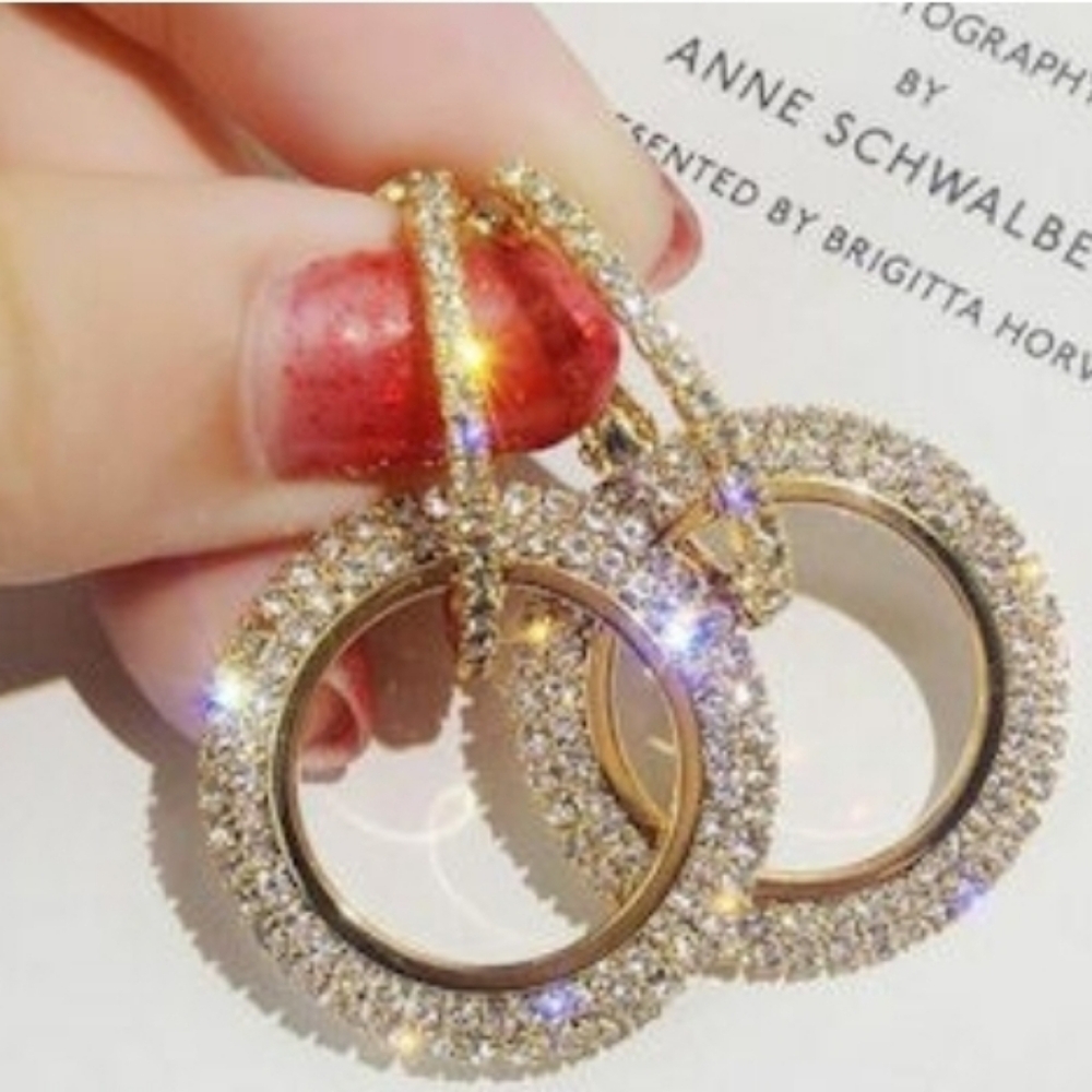 1 pair of Double Hoop gold earrings